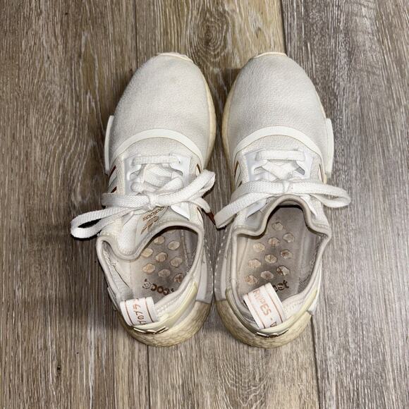 ADIDAS NMD R1 BOOST Women’s US Size 6.5 White Rose Gold Metallic Shoes FW6434 - Picture 8 of 11